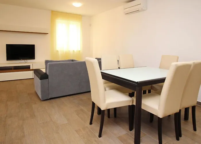 Tolle In Mit Eigener Terrasse By Interhome *