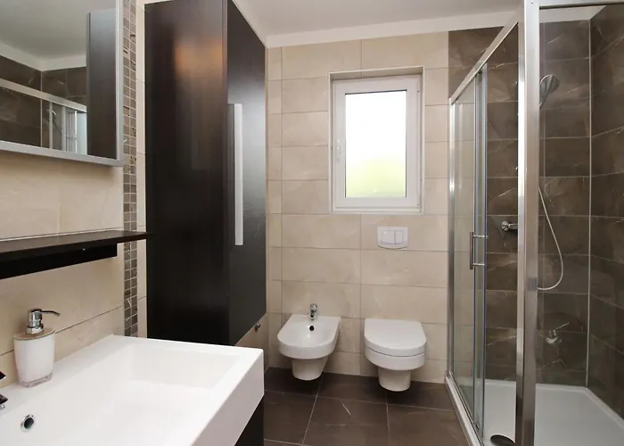 Tolle In Mit Eigener Terrasse By Interhome דירה