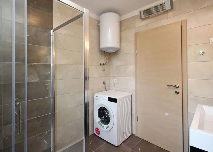 Tolle In Mit Eigener Terrasse By Interhome Daire *