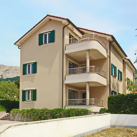 Tolle In Mit Eigener Terrasse By Interhome Baška