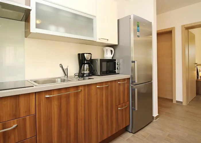 公寓 Tolle In Mit Eigener Terrasse By Interhome *